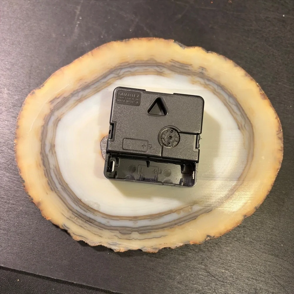 Vintage Agate Slice Desk Clock Natural Stone Geode Gold Tone Numerals Stand